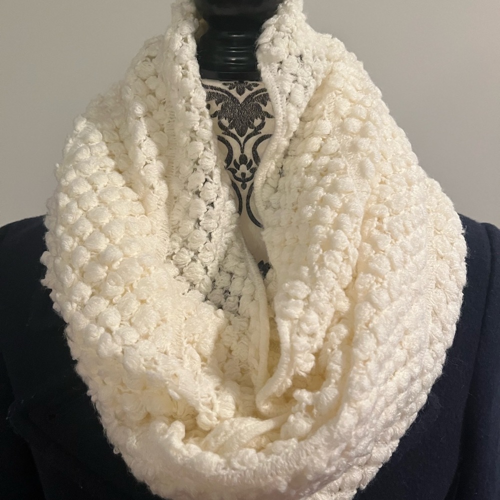 NWOT Cream Knitted Infinity Scarf